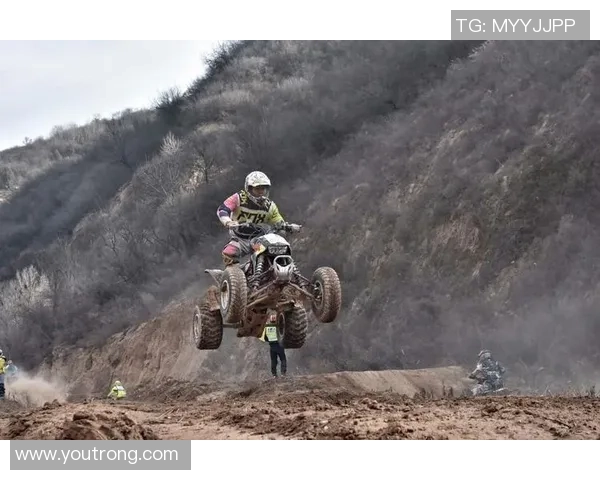 足球明星手机艺术壁纸尽显球场魅力让你的手机焕发运动激情与时尚风采